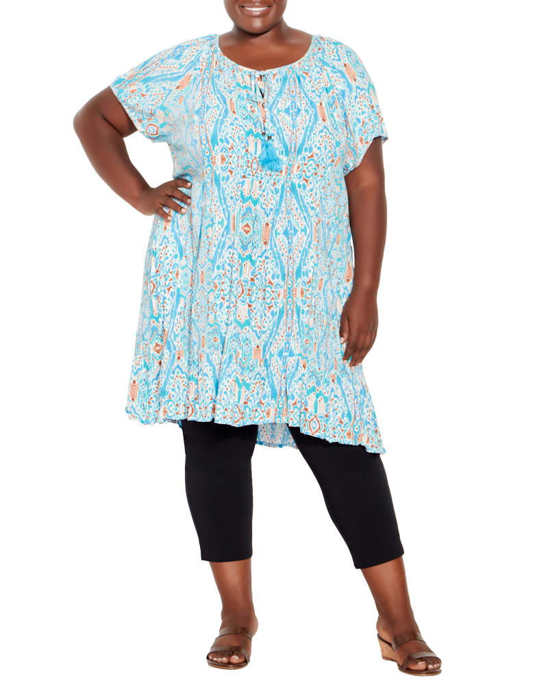 Plus size model wearing Avalon Tunic Top by avenue | Dia&Co | dia_product_style_image_id:197431